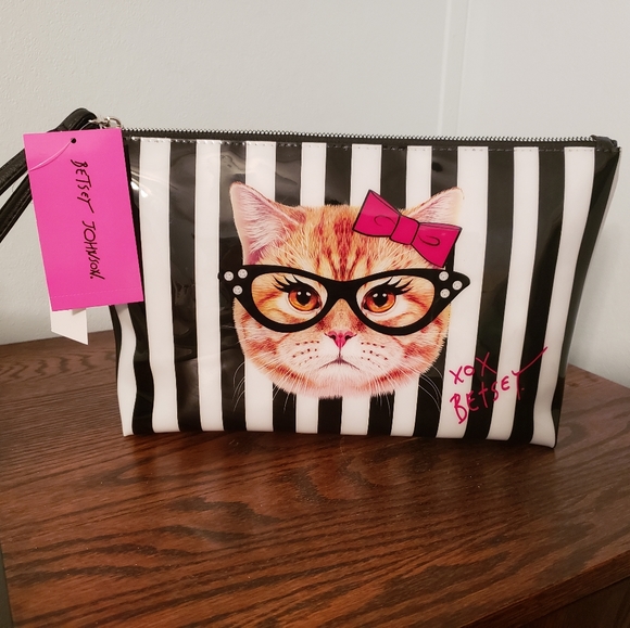 Betsey Johnson Handbags - Betsey Johnson Makeup Bag